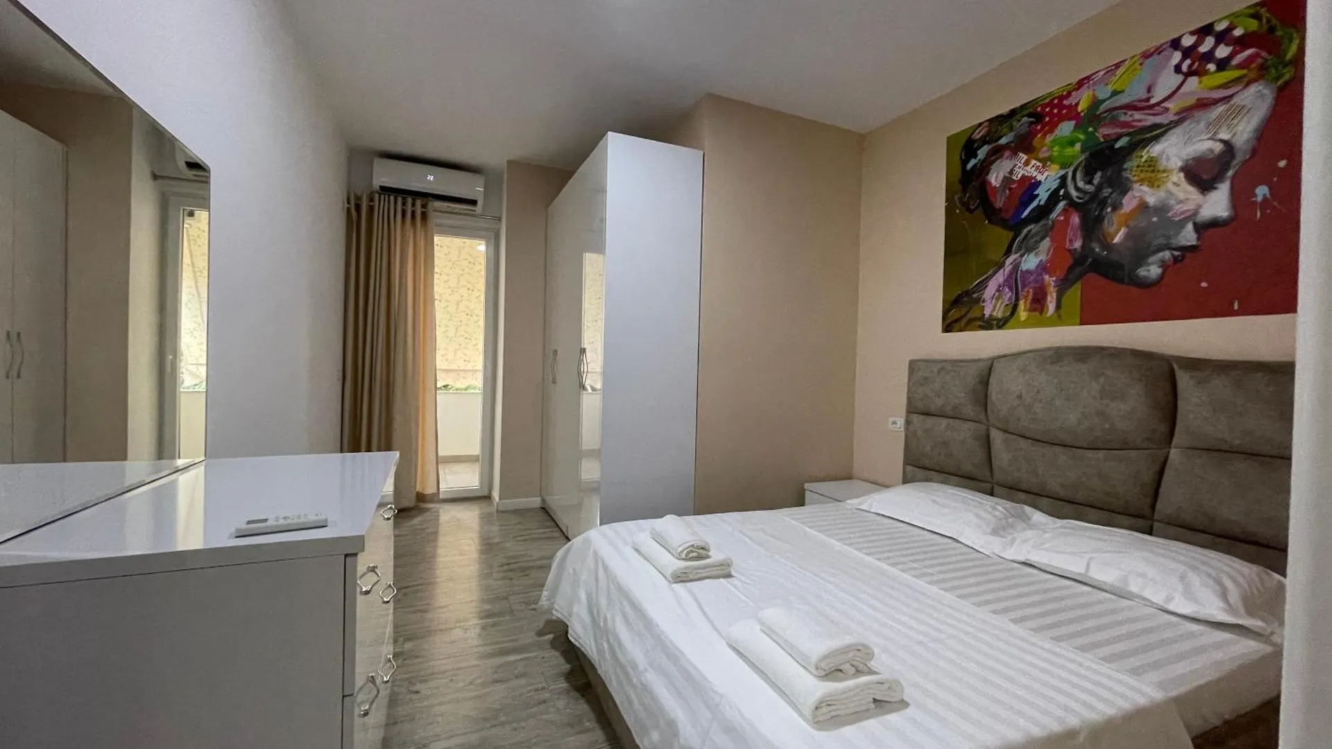 Apartman Boutique 3 - Cozy Central 1-Bedroom